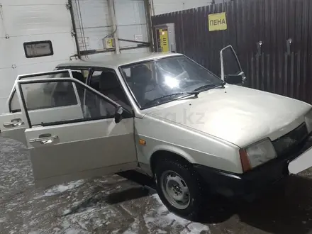 ВАЗ (Lada) 21099 1999 года за 1 000 000 тг. в Семей – фото 2