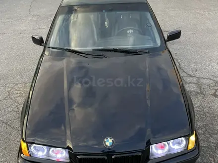 BMW 328 1991 года за 1 750 000 тг. в Астана – фото 2