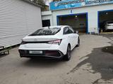 Hyundai Elantra 2023 года за 8 300 000 тг. в Алматы – фото 4