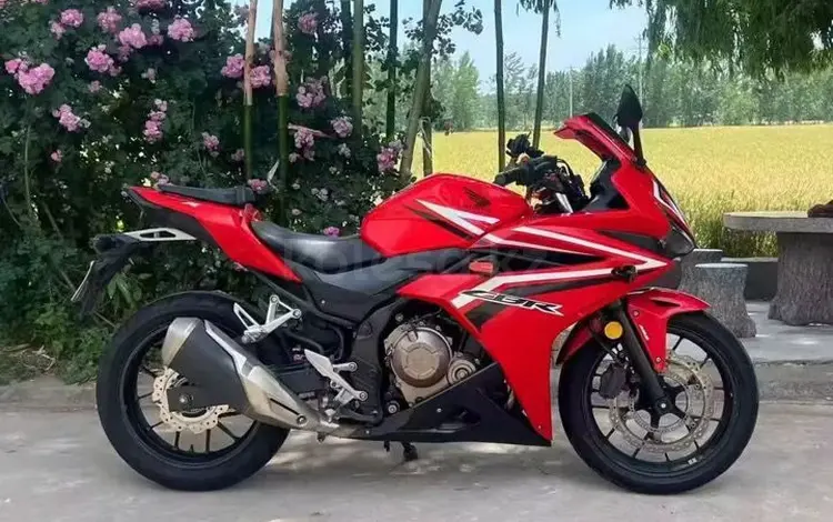 Honda  CBR 500 R 2017 года за 3 800 000 тг. в Астана