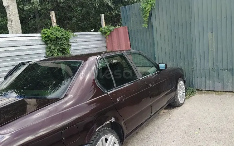 BMW 730 1993 года за 1 200 000 тг. в Алматы