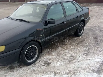Volkswagen Passat 1995 года за 1 400 000 тг. в Петропавловск – фото 2
