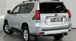 Toyota Land Cruiser Prado Comfort 2022 годаүшін26 490 000 тг. в Астана – фото 2