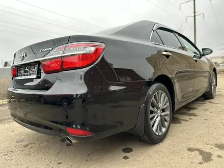 Toyota Camry 2016 года за 11 500 000 тг. в Уральск – фото 7