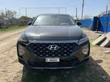 Hyundai Santa Fe 2019 года за 10 500 000 тг. в Уральск – фото 2