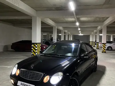 Mercedes-Benz E 320 2002 года за 4 000 000 тг. в Актау – фото 3