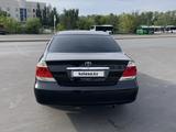 Toyota Camry 2005 года за 4 300 000 тг. в Павлодар – фото 2