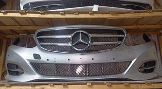 Бампер передний Mercedes W212 за 200 000 тг. в Алматы