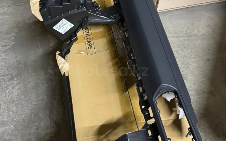 Торпеда панель Toyota Land Cruiser 300 за 400 000 тг. в Астана