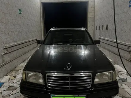 Mercedes-Benz C 220 1993 года за 1 100 000 тг. в Байсерке