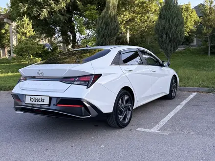 Hyundai Elantra 2024 года за 8 200 000 тг. в Шымкент – фото 4