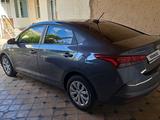 Hyundai Accent 2021 года за 7 200 000 тг. в Туркестан – фото 3