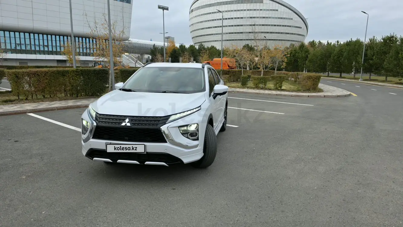 Мицубиси Eclipse Cross, 2021