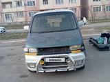 Mazda Bongo Friendee 1997 года за 900 000 тг. в Алматы