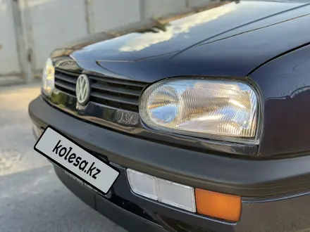 Volkswagen Golf 1993 года за 2 050 000 тг. в Алматы – фото 8
