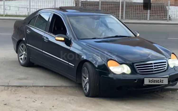 Mercedes-Benz C 240 2001 года за 3 500 000 тг. в Павлодар