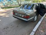 Mercedes-Benz E 220 1991 года за 2 300 000 тг. в Кокшетау – фото 2