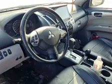 Mitsubishi Pajero Sport, 2013