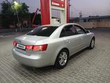 Hyundai Sonata 2006 года за 3 500 000 тг. в Шымкент – фото 2