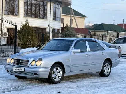 Mercedes-Benz E 230 1996 года за 2 200 000 тг. в Шымкент – фото 7