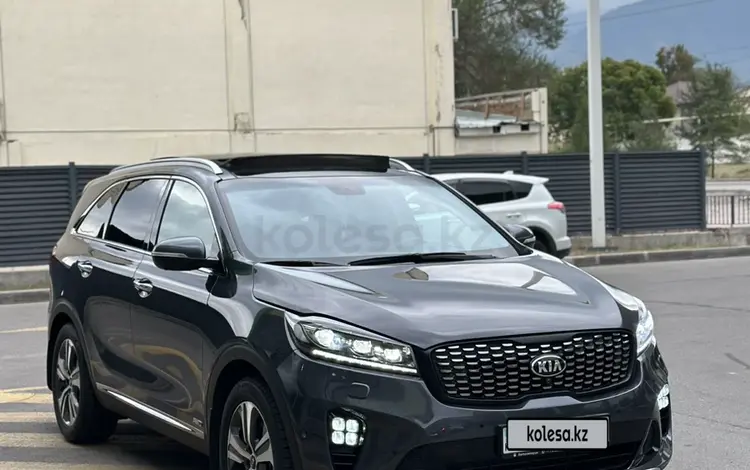 Kia Sorento 2019 годаfor15 900 000 тг. в Алматы