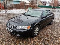 Toyota Camry 2000 года за 3 500 000 тг. в Усть-Каменогорск