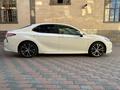 Toyota Camry 2020 года за 9 200 000 тг. в Алматы – фото 8