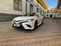 Toyota Camry 2020 года за 9 200 000 тг. в Алматы – фото 10