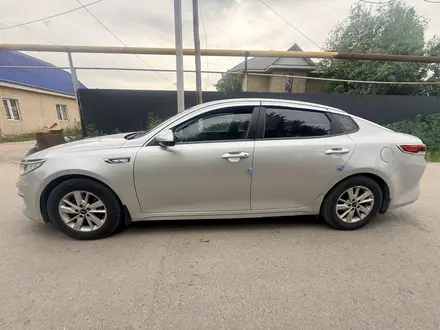 Kia K5 2017 года за 7 000 000 тг. в Алматы – фото 2