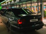 BMW 528 1998 года за 1 200 000 тг. в Алматы – фото 4
