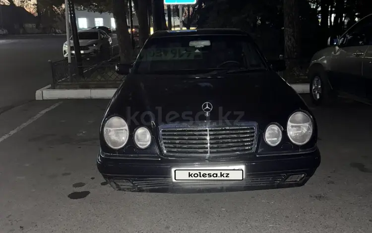 Mercedes-Benz E 280 1996 годаfor2 900 000 тг. в Талдыкорган