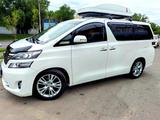 Toyota Vellfire 2010 года за 13 300 000 тг. в Алматы – фото 3