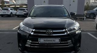 Toyota Highlander 2018 года за 17 000 000 тг. в Тараз