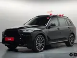 BMW X7 XDrive 40i 2025 года за 45 000 000 тг. в Алматы