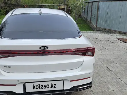 Kia K5 2020 года за 11 800 000 тг. в Алматы – фото 5