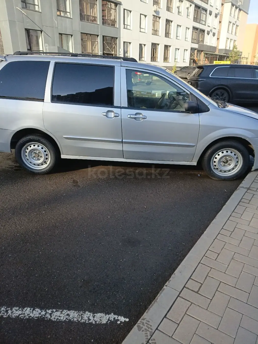 Mazda MPV, 2003