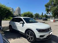 Volkswagen Tiguan 2017 года за 12 500 000 тг. в Алматы