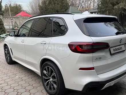 BMW X5 2021 года за 47 500 000 тг. в Алматы – фото 4