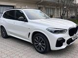 BMW X5 2021 года за 47 500 000 тг. в Алматы – фото 2