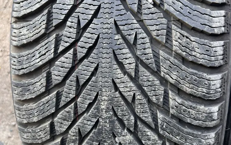 245-40-20 + 275-35-20 Nokian hakkaprlitta зима. за 260 000 тг. в Алматы