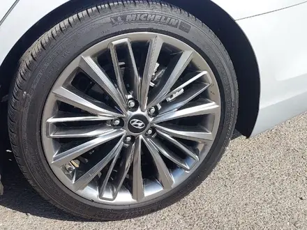 Hyundai Grandeur 2019 года за 13 200 000 тг. в Шымкент – фото 26