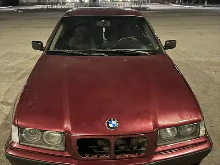 BMW 318 1994 года за 900 000 тг. в Караганда