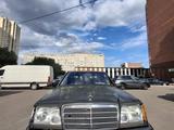 Mercedes-Benz E 220 1993 годаүшін1 500 000 тг. в Астана
