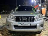 Toyota Land Cruiser Prado 2010 года за 14 000 000 тг. в Шымкент – фото 2