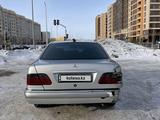 Mercedes-Benz E 230 1997 года за 2 100 000 тг. в Астана – фото 4
