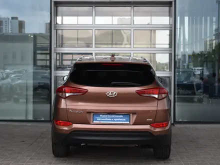 Hyundai Tucson Travel 2.0 AT 4WD 2017 года за 8 990 000 тг. в Астана – фото 4
