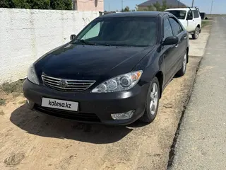 Toyota Camry, 2005