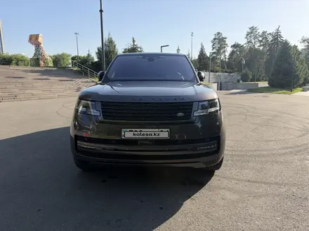 Land Rover Range Rover 2022 года за 88 000 000 тг. в Алматы – фото 2