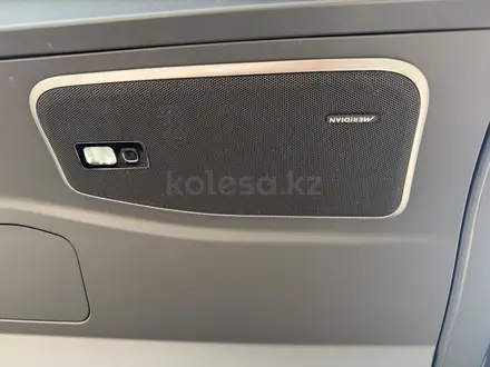 Land Rover Range Rover 2022 года за 88 000 000 тг. в Алматы – фото 22