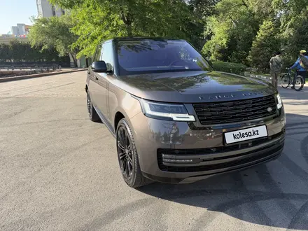 Land Rover Range Rover 2022 года за 88 000 000 тг. в Алматы – фото 7